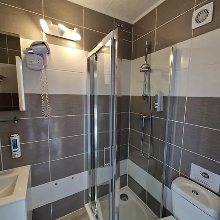 Le Cosy Hotel Saint Aygulf Buitenkant foto