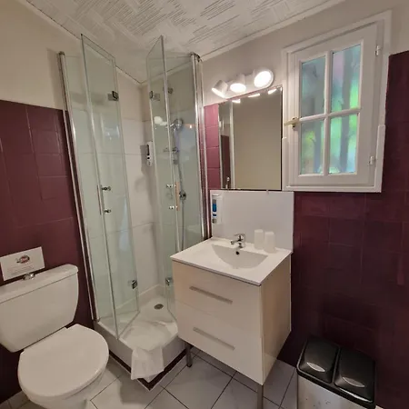 Le Cosy Hotel Saint Aygulf Buitenkant foto
