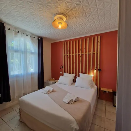 Le Cosy Hotel Saint Aygulf Buitenkant foto