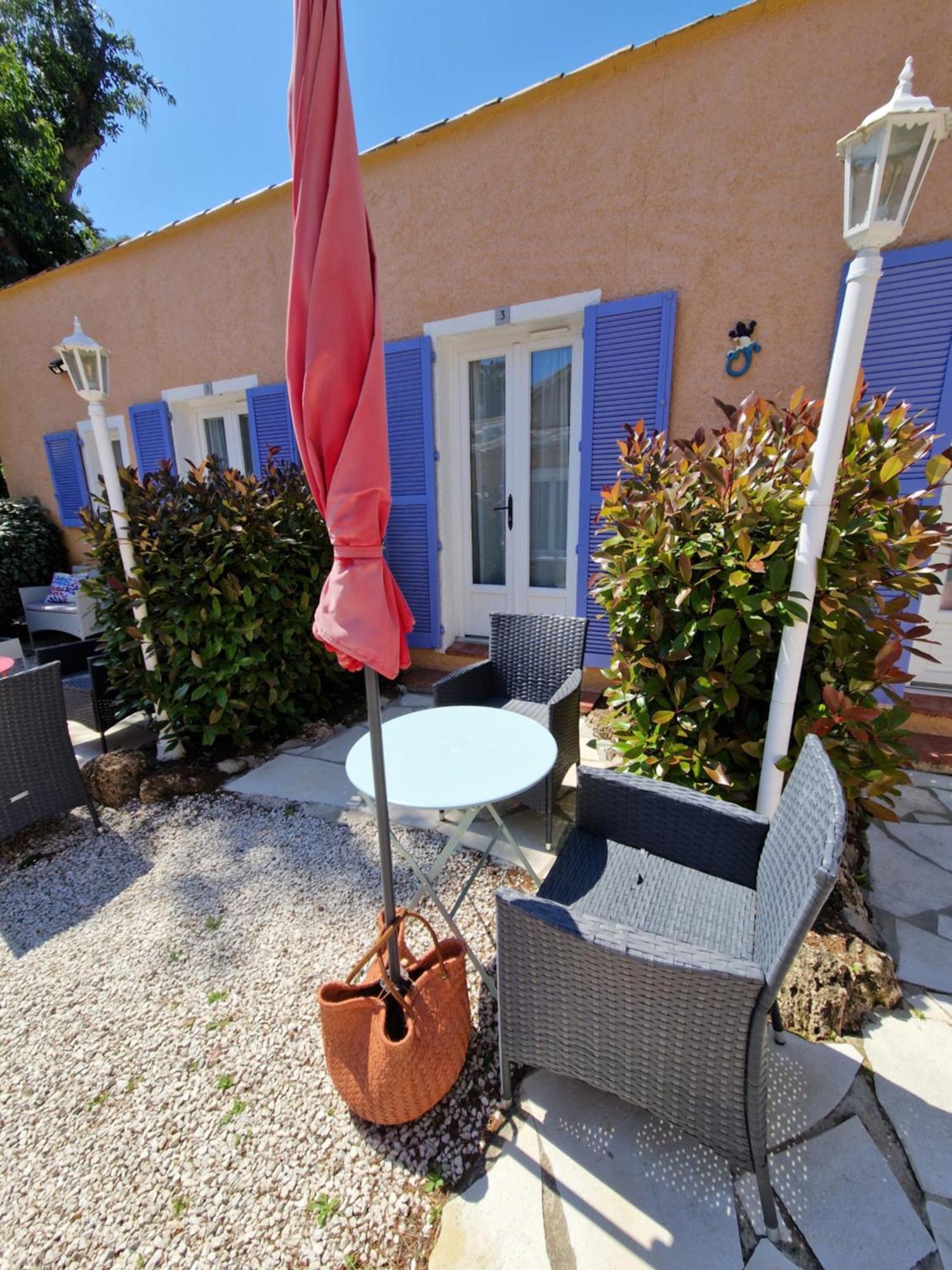 Le Cosy Hotel